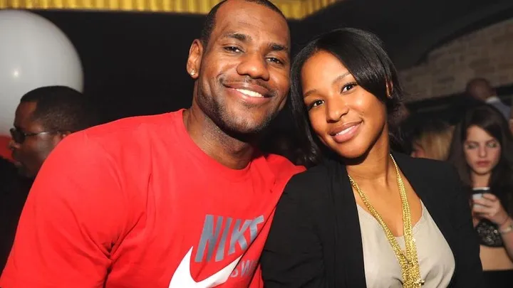 image_68a535c55b1ad LeBron James admits he had ‘absolutely nothing’ – the shocking role Savannah played in turning his life around will leave you speechless!