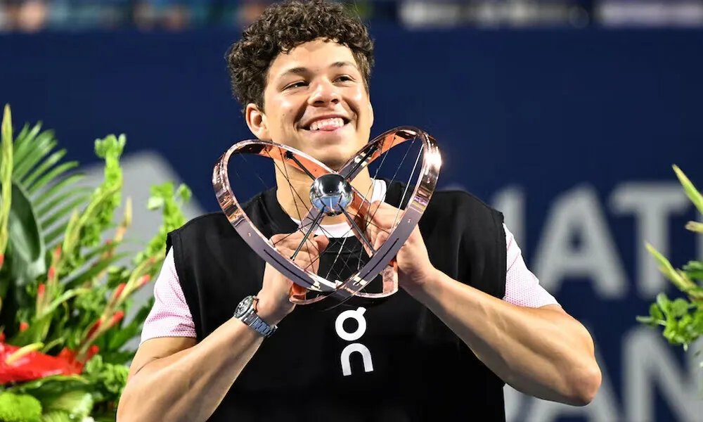 image_68a535eeea391 Roger Federer Breaks His Silence: Shocking Doping Accusations Rock Ben Shelton and Flavio Cobolli!