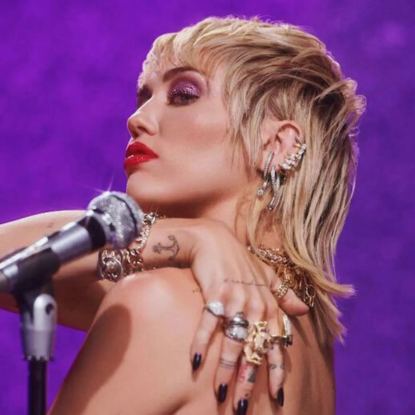 Miley Cyrus Shatters Streaming Records with 25 BILLION Plays—Fans Can’t Get Enough