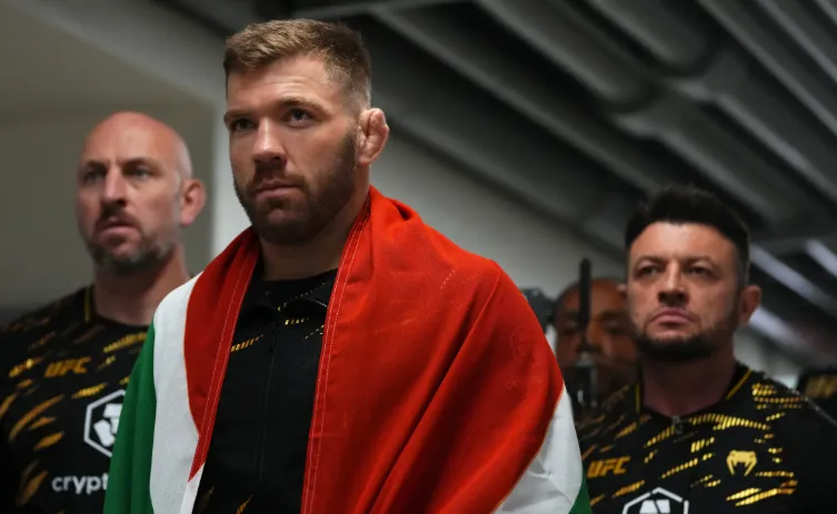 Dricus du Plessis’ Coach Stirs Controversy With Attack on Khamzat Chimaev