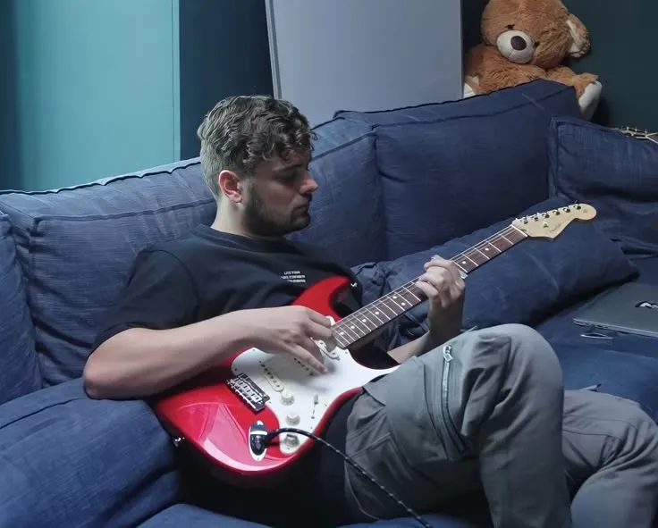 image_68a584b02611d Garrix Reveals Studio Secrets: Real Instruments Trump Computers, Hits Come in an Instant!