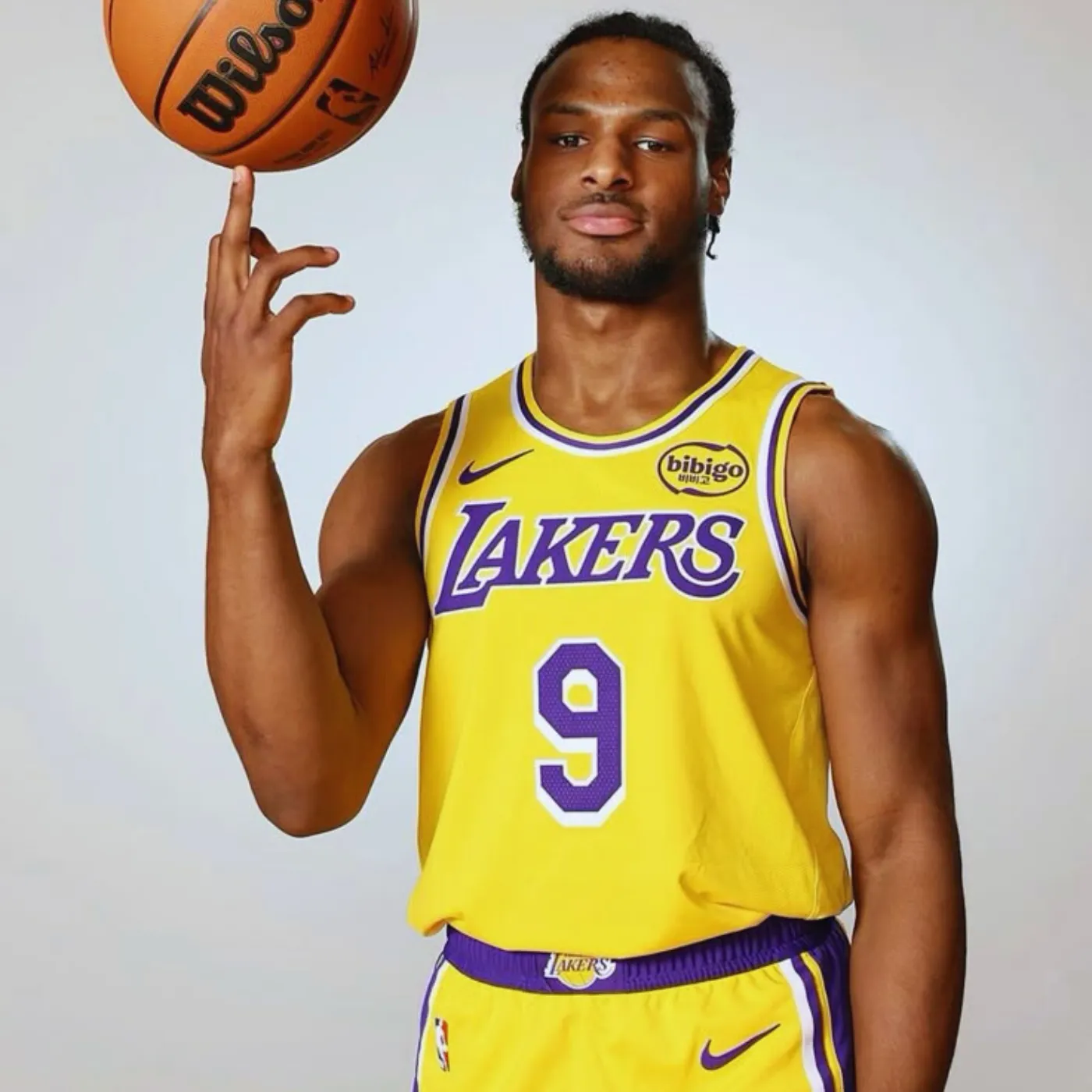 image_68a5f85629c36 NBA Fans Explode Over Magic Johnson’s Bronny James Prediction