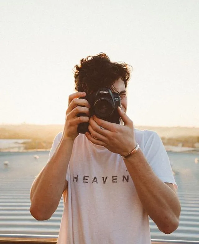 image_68a681168db66 Shawn Mendes a Kiss Straight to the Camera — Fans Are Begging to See the Full Video