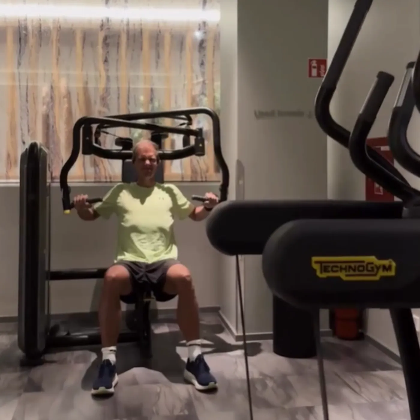 image_68a6a492e25e1 Behind his sturdy physique and fiery spirit on stage, Armin holds a little-known secret – a vital key that allows him to transcend time and keep shining