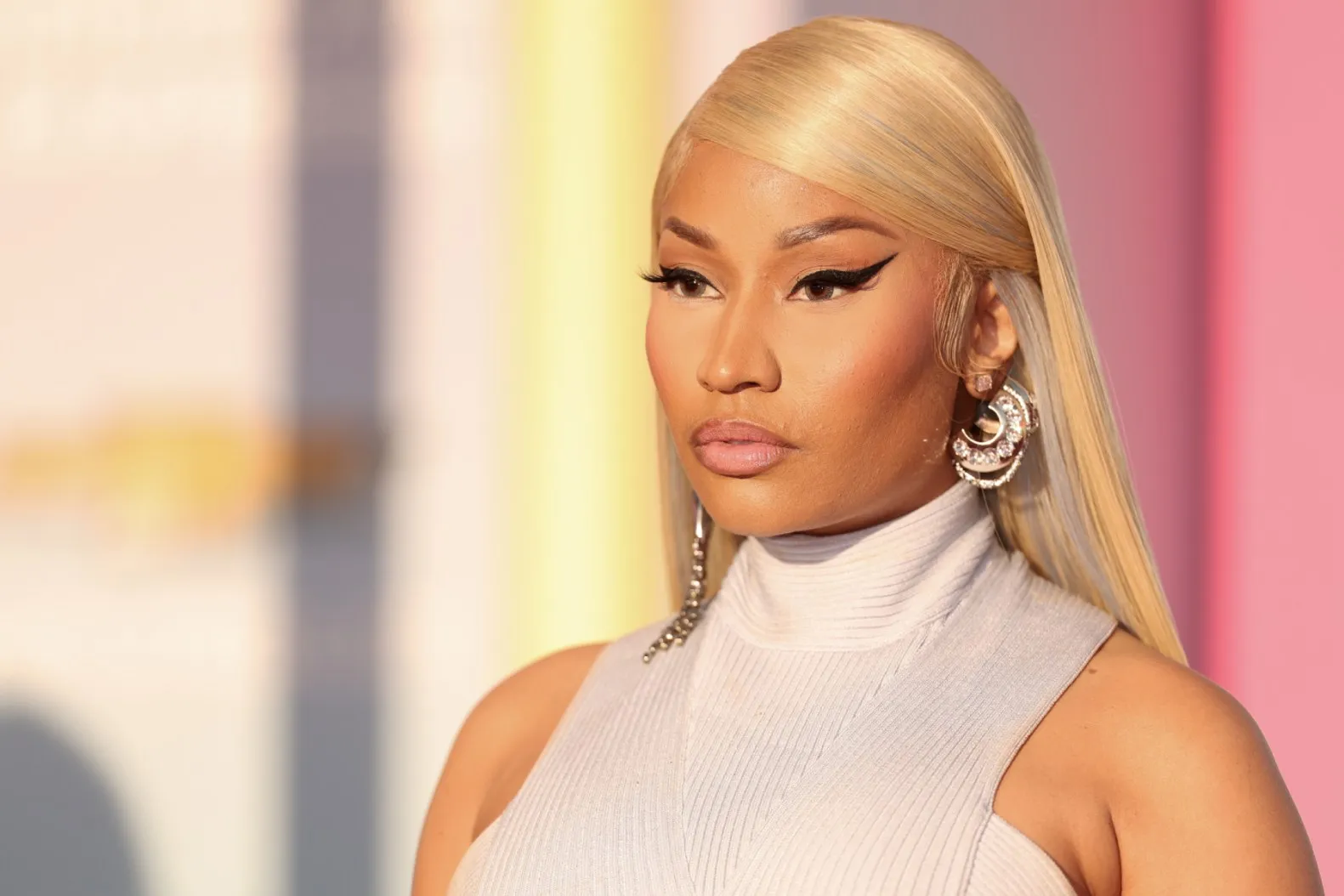 Nicki Minaj’s Shocking Feud Twist Stuns Cardi B — Fans Fear for Little Blossom