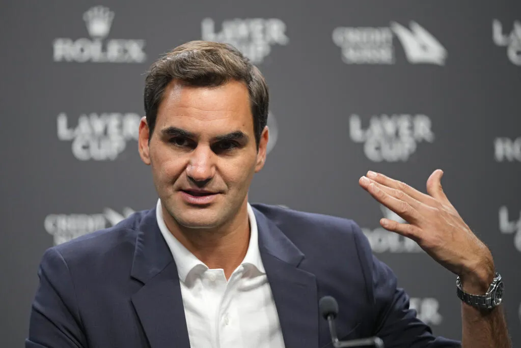 Roger Federer Just Said 7 Words About Carlos Alcaraz That Shocked the Tennis World