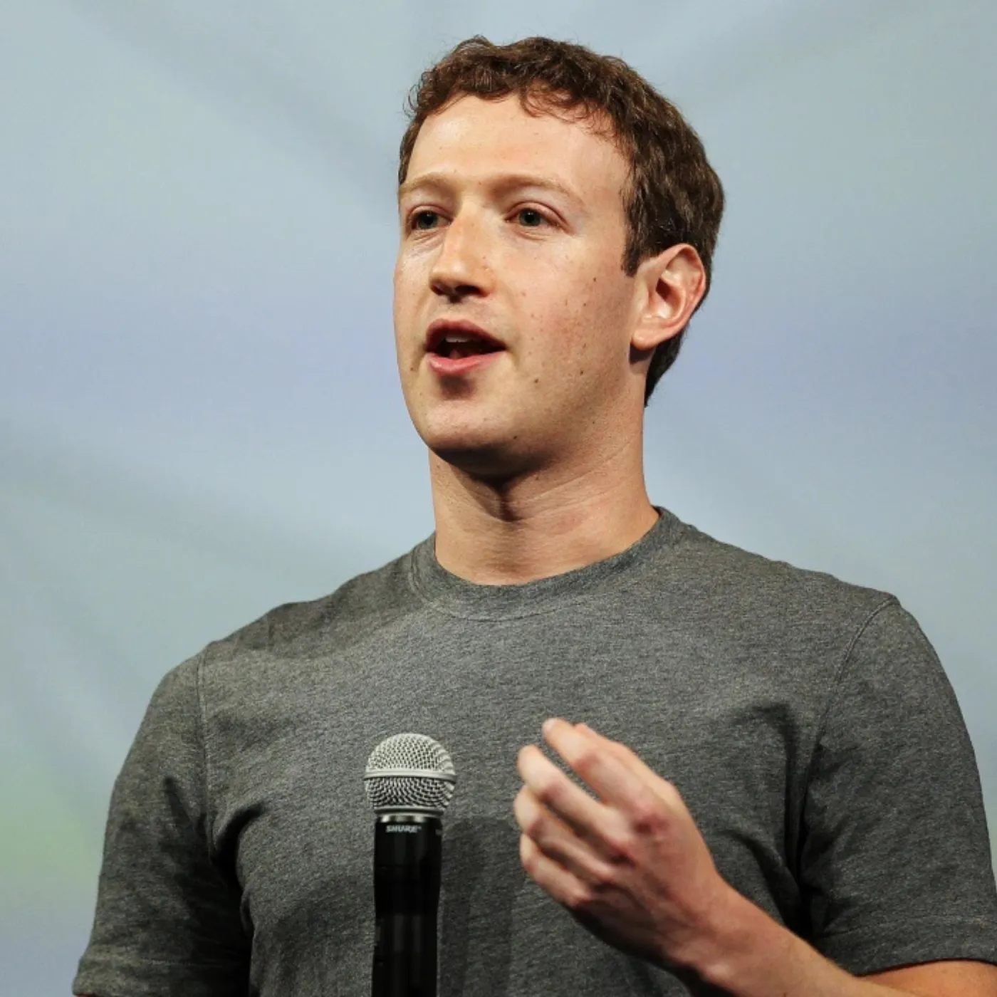 image_68a70876bb247 $1 Billion to Zero? Mark Zuckerberg Freezes AI Jobs Amid Market Panic