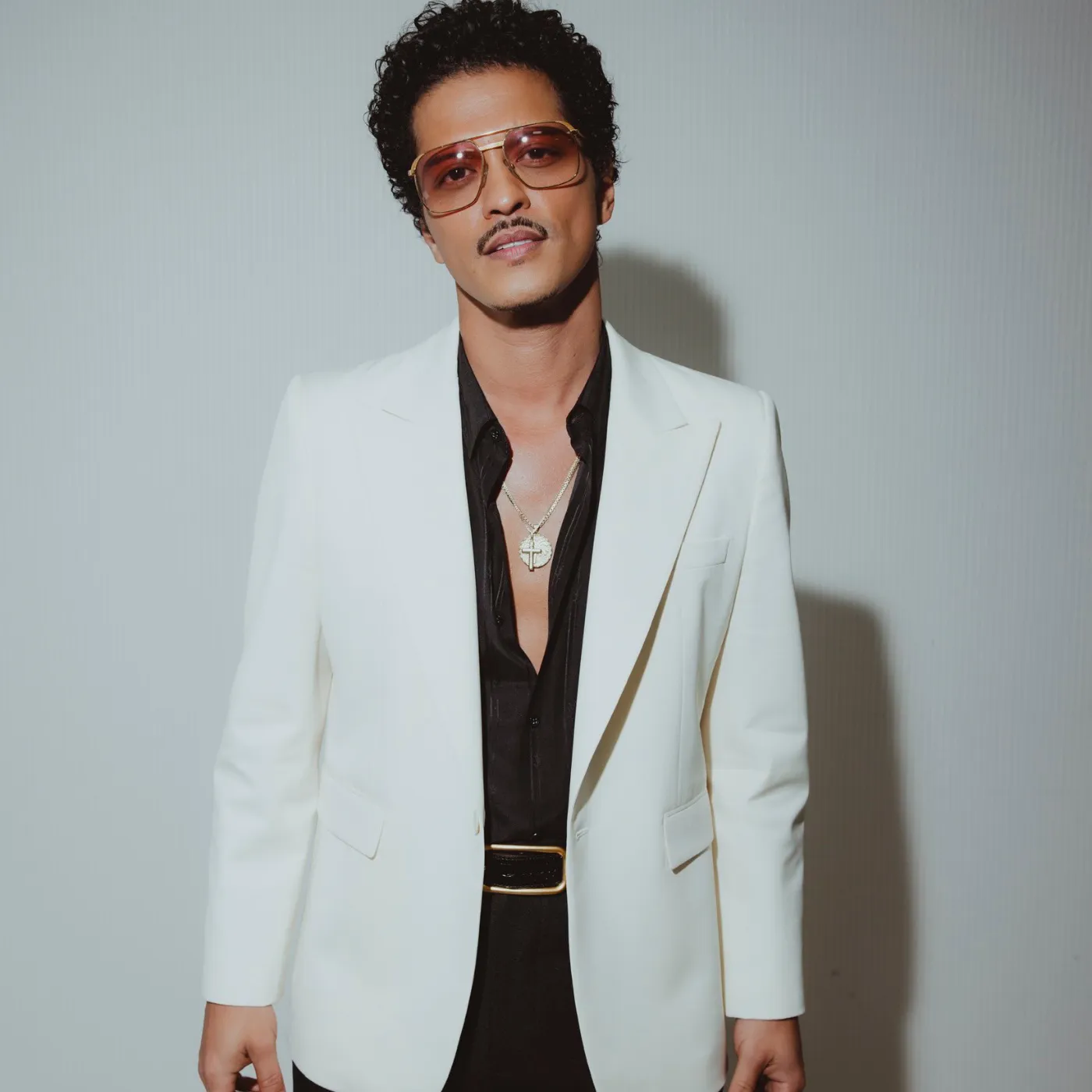 image_68a720af2ca69 Doctors Tried to Stop Him. Bruno Mars Said No. The Dish He’ll Never Quit