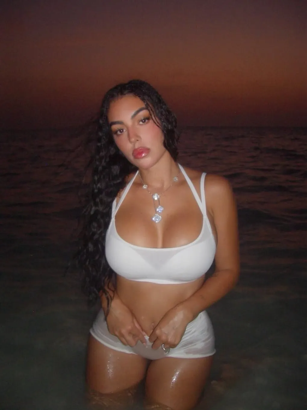 image_68a7d85c8dc89 Georgina Rodríguez Sparks Frenzy in Sizzling Transparent Outfit