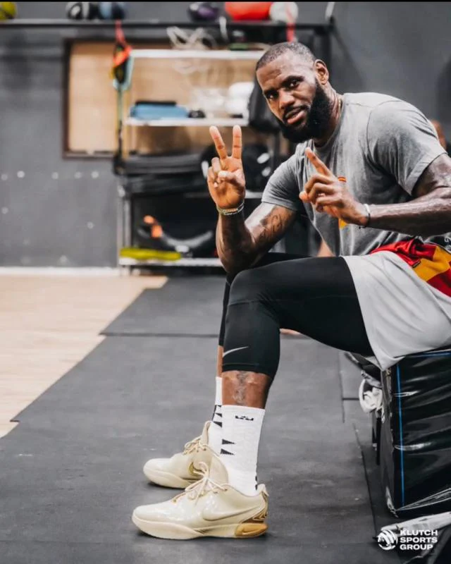 Forever King Tour: Celebrating LeBron’s 20 Years in Asia — and the Nike Twist No One Saw Coming!