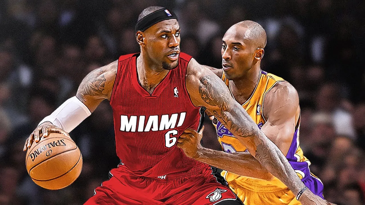 Kobe Bryant và LeBron James: Hai huyền thoại đối đầu trong tưởng tượng — Bạn sẽ không tin ai thực sự vượt trội ở tuổi 19!