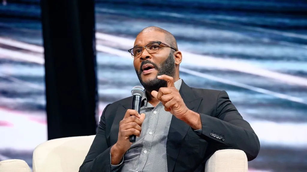 image_68a7ef99bf73b Mo’Nique Directly Confronts Tyler Perry Over ‘God Complex’