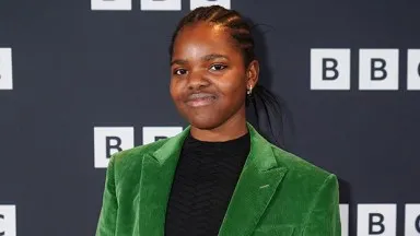 image_68a7f2a656034 Tangled live-action seemed like just another remake — but the Sabrina vs. Francesca drama ahead of November is turning it into a global culture war!