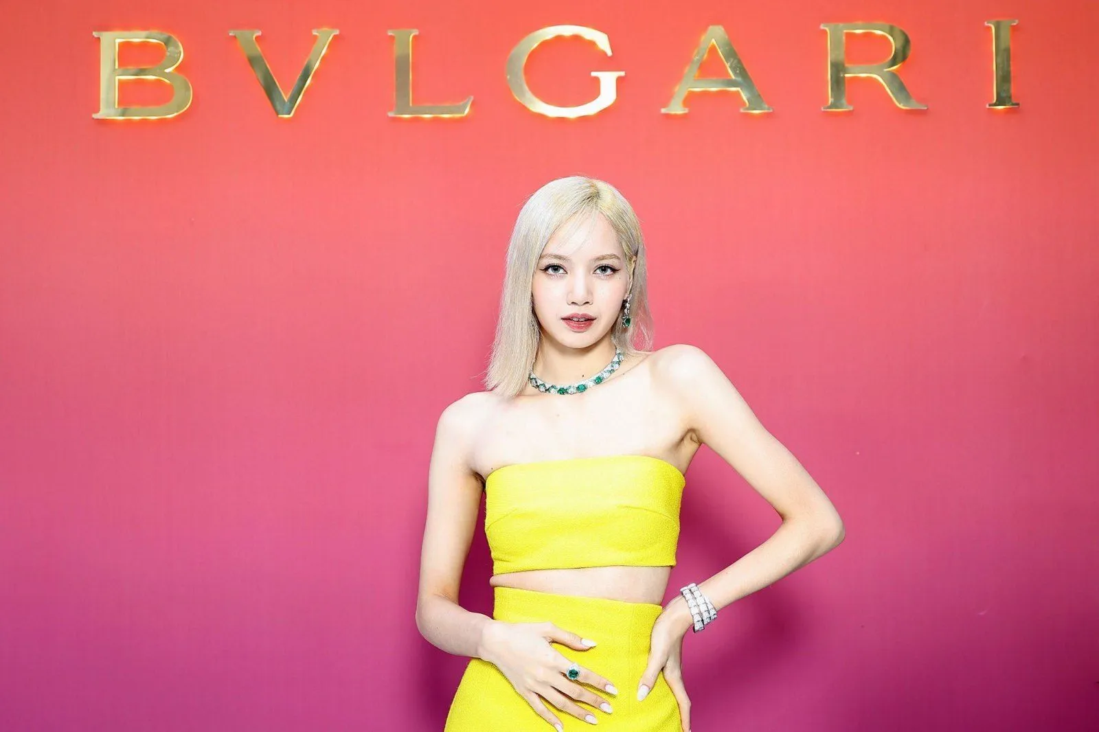 Lisa’s Labubu Costume Worth a Fortune—From $30 Doll to $170K Artpiece!