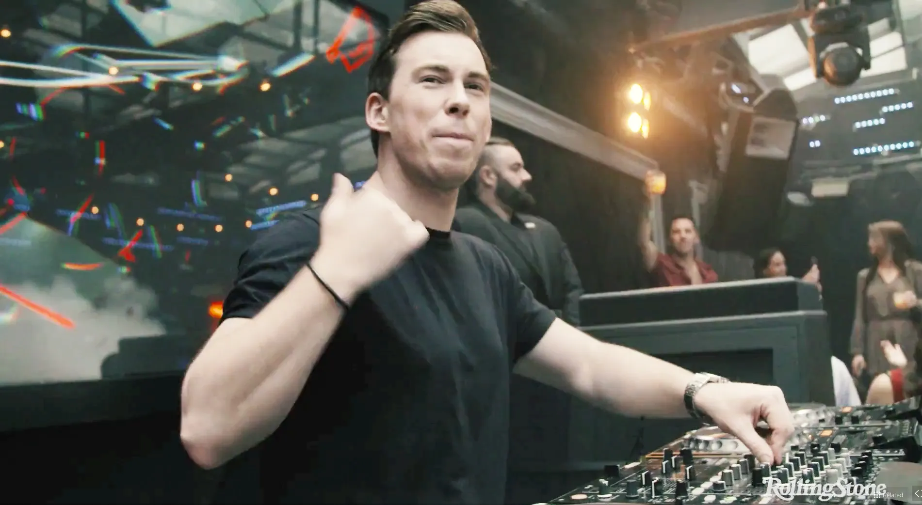 image_68a821a3cb045 No Armin, No Problem? Hardwell’s ASOT Takeover Turns Heads