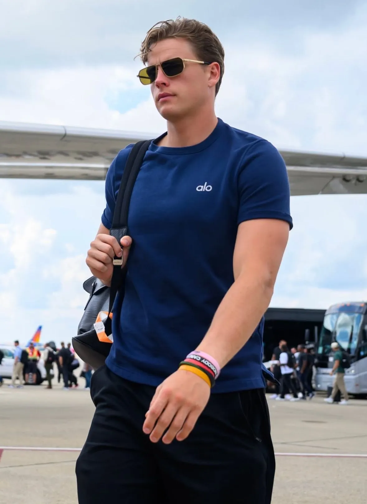 Fans Stunned After Beach Photos of Olivia Ponton Spark Wild Baby Rumors with Joe Burrow