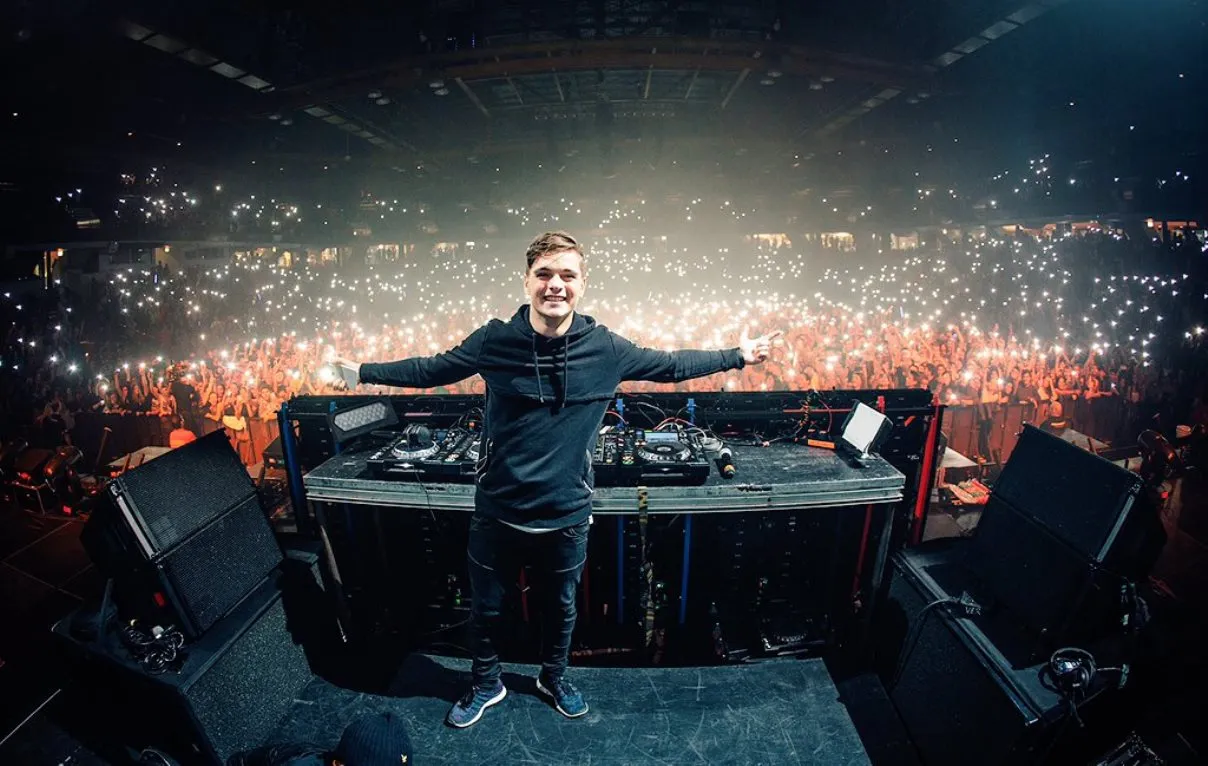 image_68a828eec3e0b Fans Shocked: Martin Garrix Considers a Wedding Version of 'High On Life' – 10th Anniversary of STMPD RCRDS?