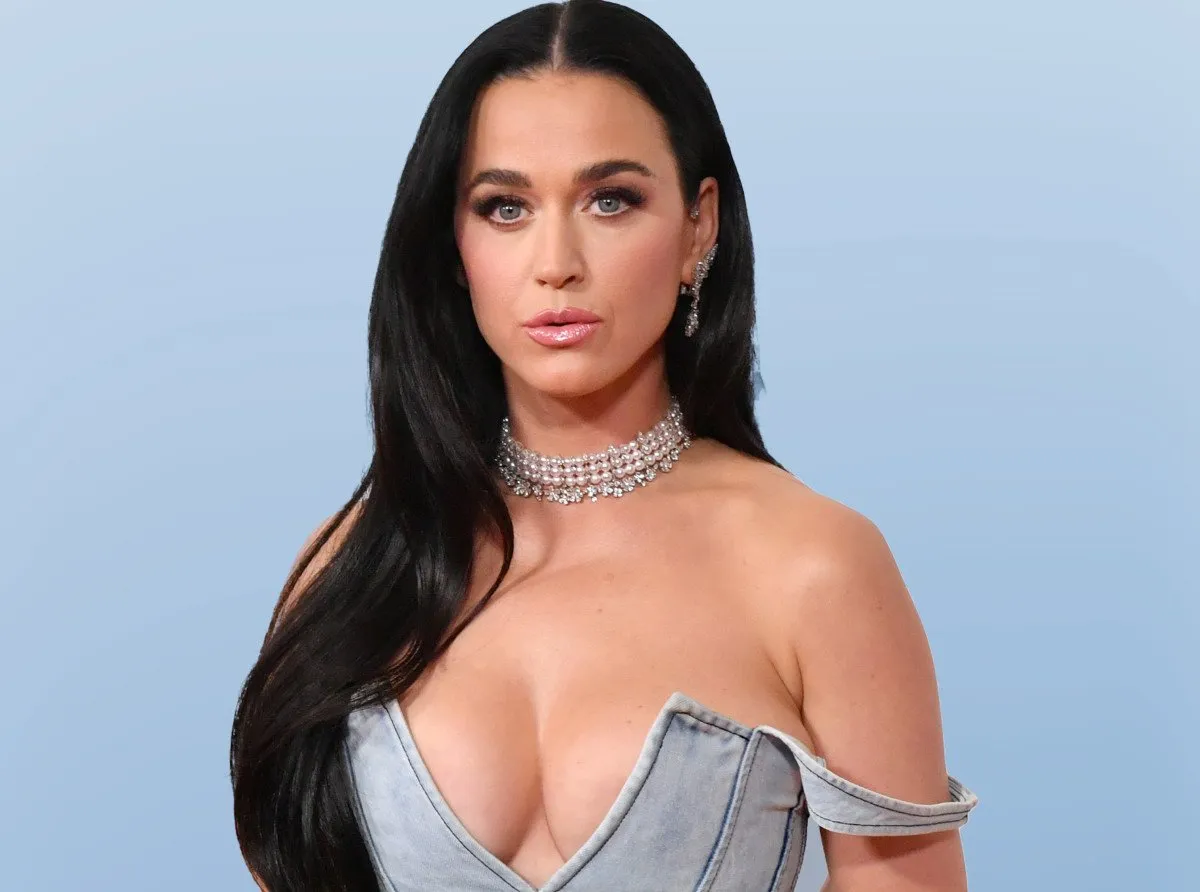 Did Justin Trudeau Really Gift Katy Perry a Diamond Necklace? Here’s the Truth