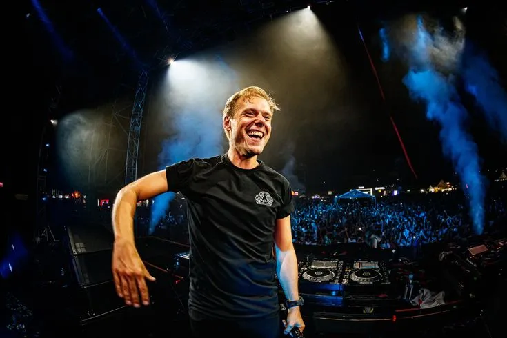 image_68a8304870c10 Martin Garrix Shocks Fans by Revealing Armada Music's Secret Strategy – Could This Be a Breakthrough for Young Artists in 2025?