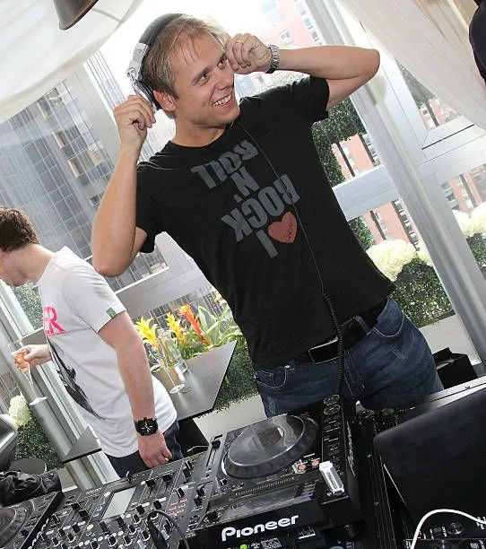 Martin Garrix Shocks Fans by Revealing Armada Music's Secret Strategy – Could This Be a Breakthrough for Young Artists in 2025?