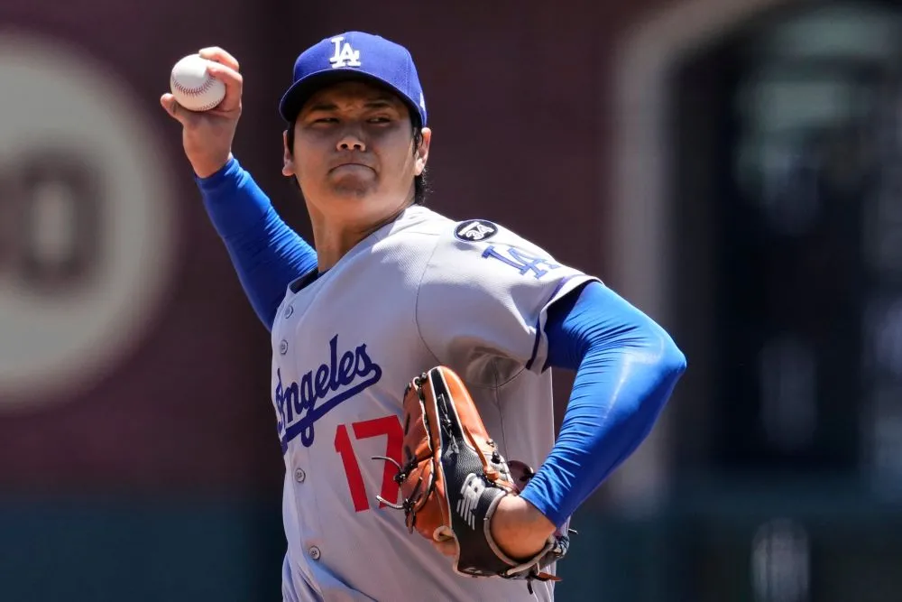 Shock Moment: Shohei Ohtani Struck by 93-MPH Line Drive During Dodgers’ Stunning Loss to Rockies