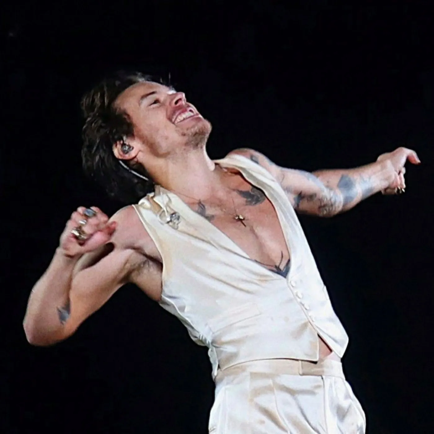 image_68a866aa661f9 Pop World Meltdown: Harry Styles Sparks Career Crisis for This U.S. Star