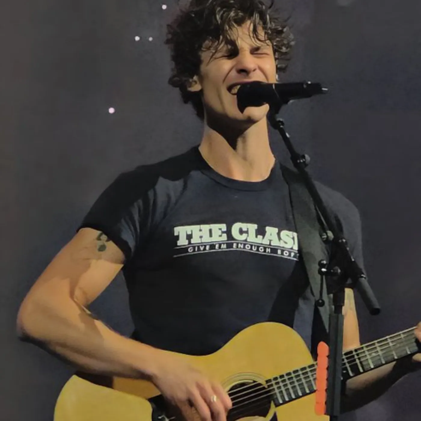 image_68a896676edaf Shawn Mendes’ Amsterdam Mystery: Hoodie Girl, Dark Forest & Hidden Clues