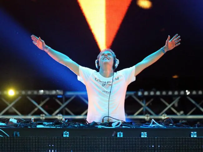 image_68a91508b2425 Armin van Buuren and Malou recreate 'Everything I Wanted', tell you not to be disappointed