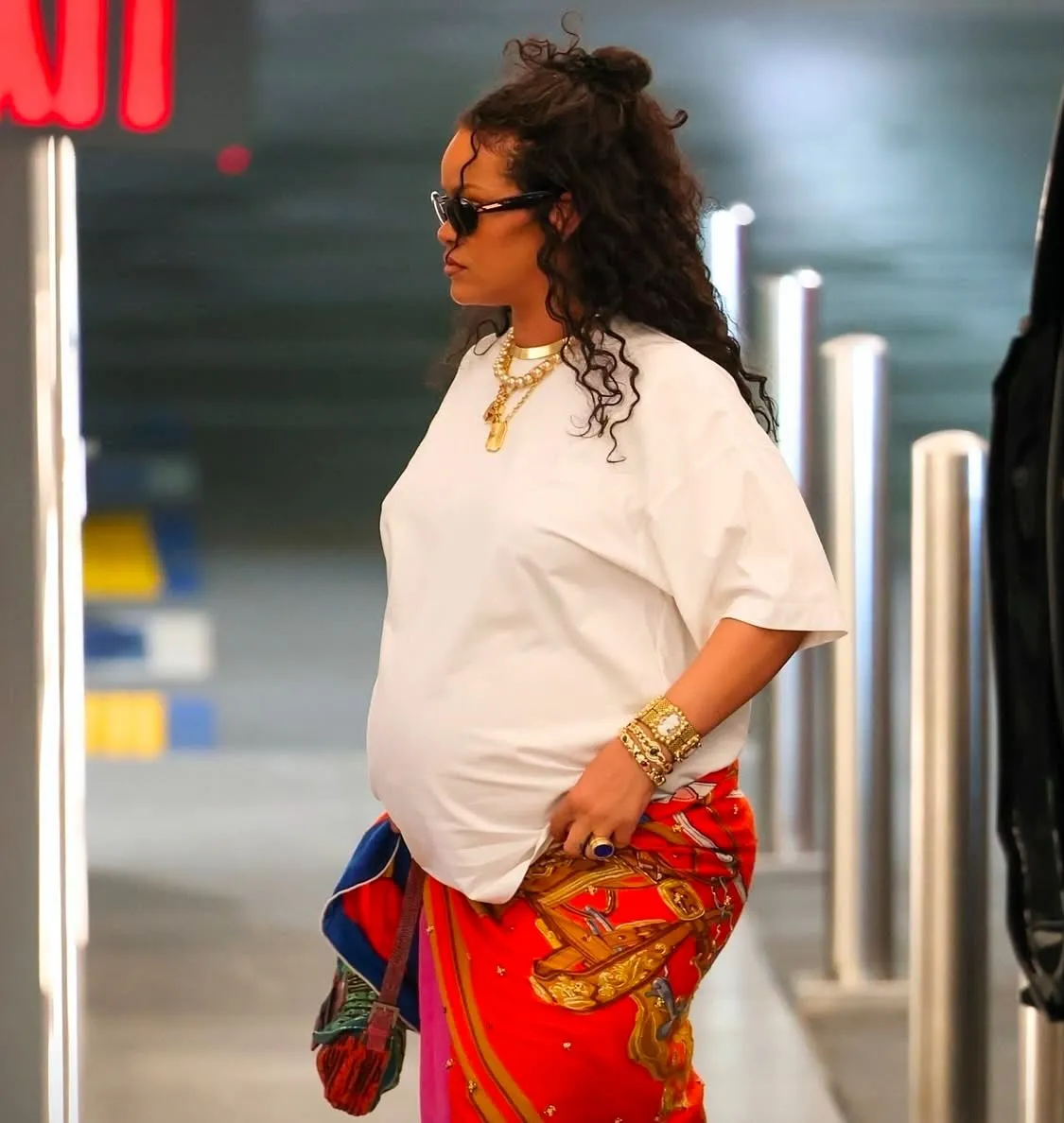 Pregnant Rihanna Expecting Twins Turns Beverly Hills Sidewalk Into a Runway With Bold Maternity Style
