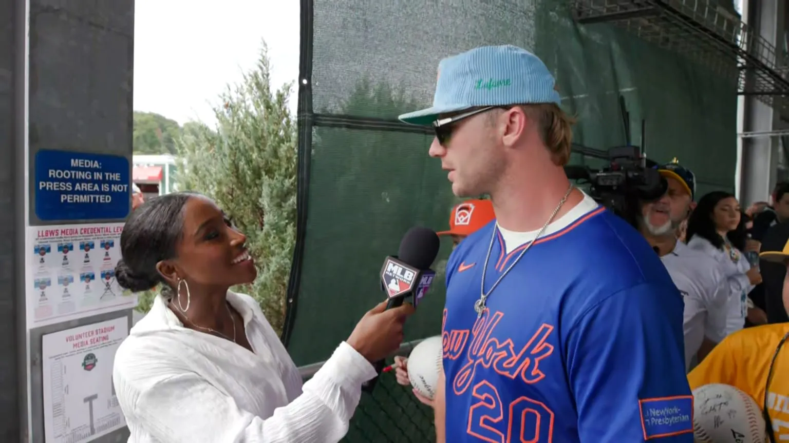 Mets in Turmoil: Carlos Mendoza’s Brutal Call-Out Puts Pete Alonso’s Future in Queens on the Brink
