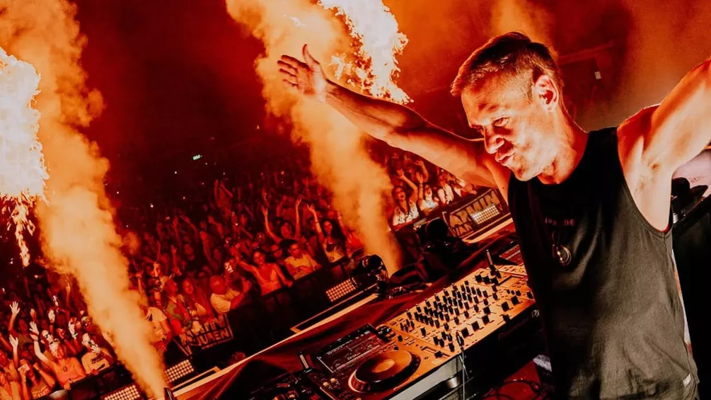 Armin van Buuren Shocks Fans: Covers Billie Eilish with Malou, Drops ASOT Ibiza 2025 with 42 Tracks!