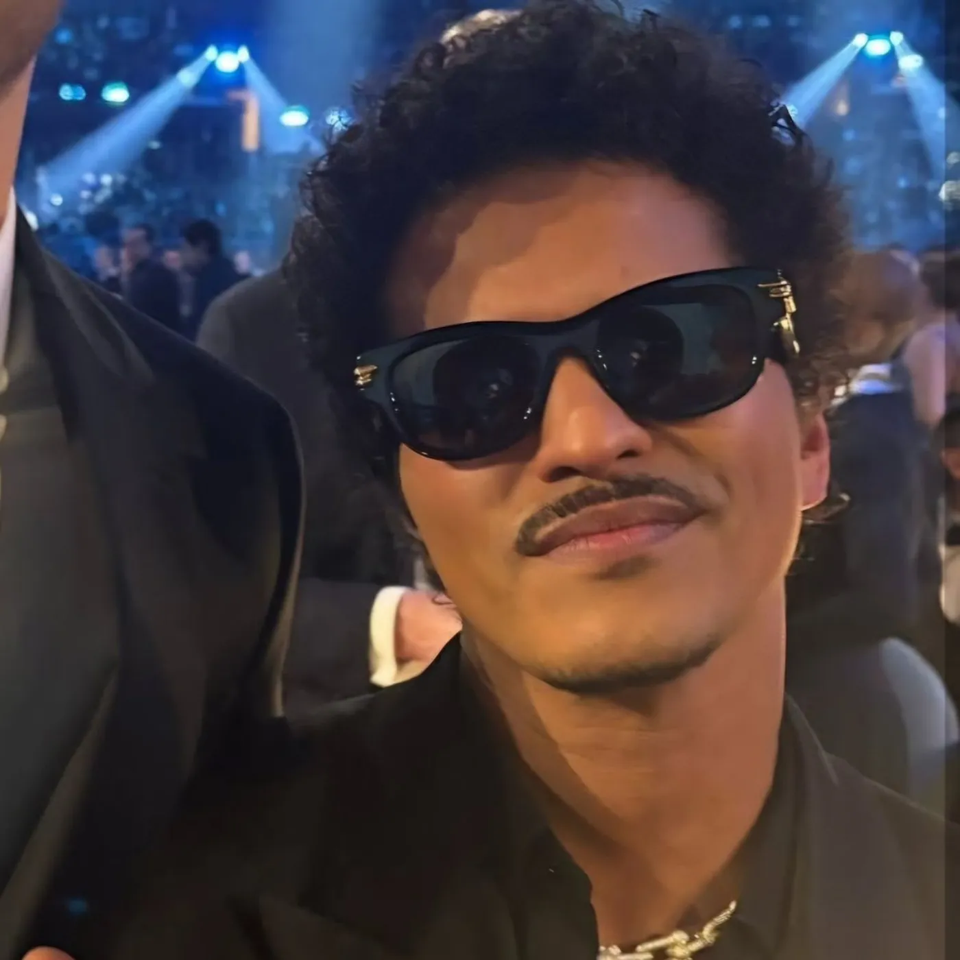 image_68ab15f8e20e2 From Stage to Steel Cage? Bruno Mars’ Shocking Confession Has Fans Losing It