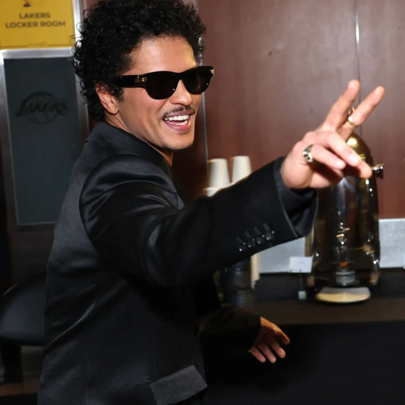 image_68ab15fa34511 From Stage to Steel Cage? Bruno Mars’ Shocking Confession Has Fans Losing It