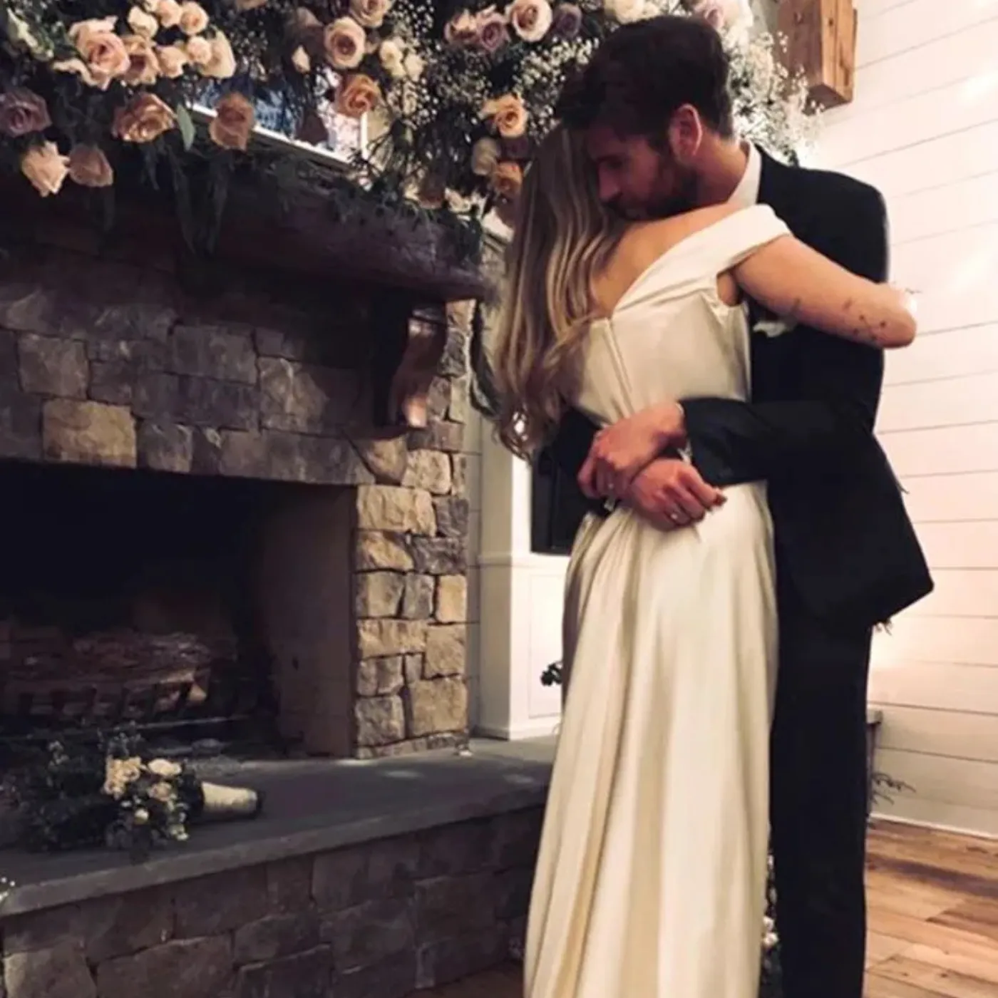 Miley Cyrus’ Rare Comment On Liam Hemsworth Sends Social Media Into MELTDOWN