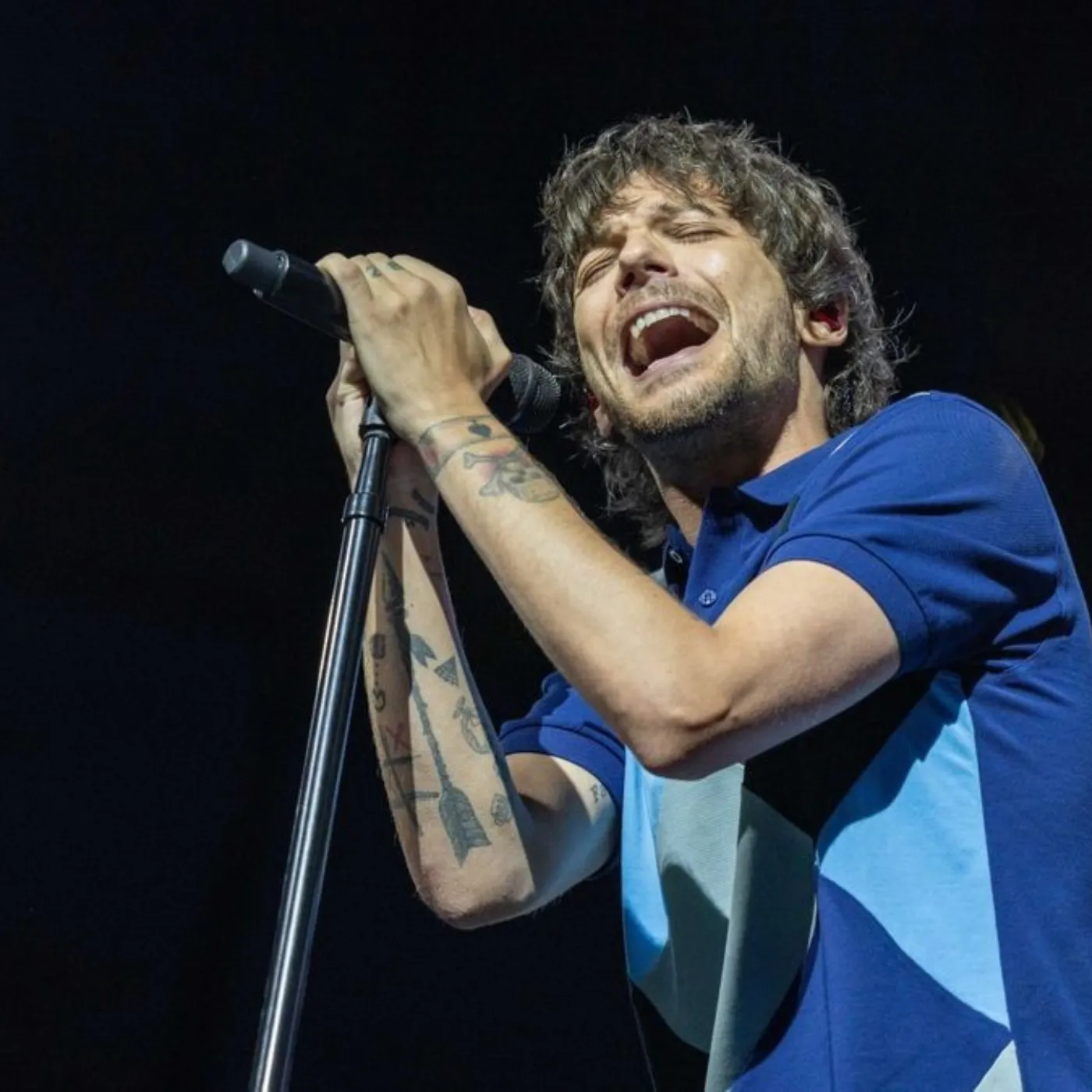 Louis Tomlinson Trusted a Fan With the AFHF 2025 Location—And She Stayed Quiet for 2 Months