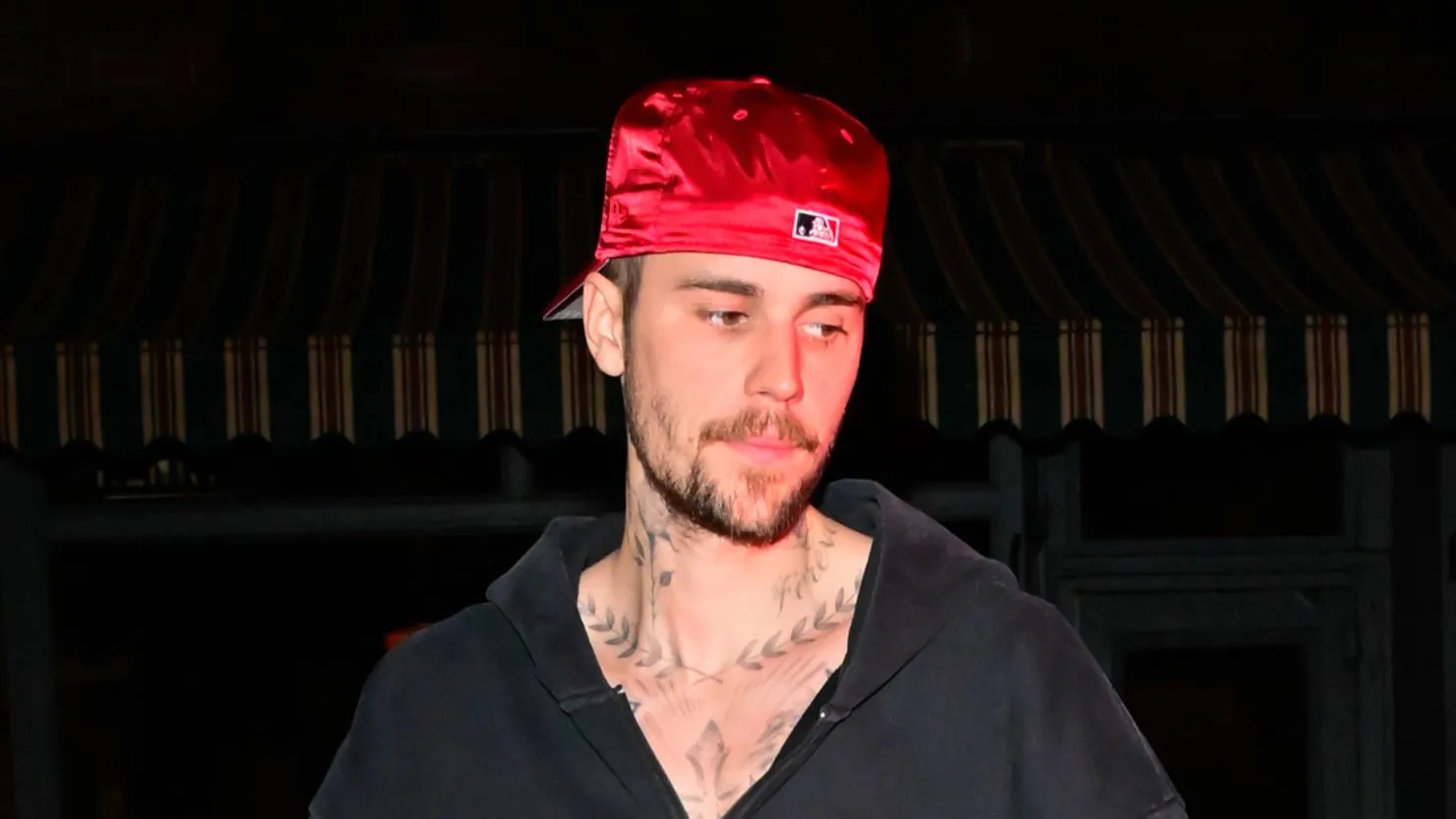 Inside Justin Bieber’s Villa Life: Kicks Ball With Bakar by the Pool