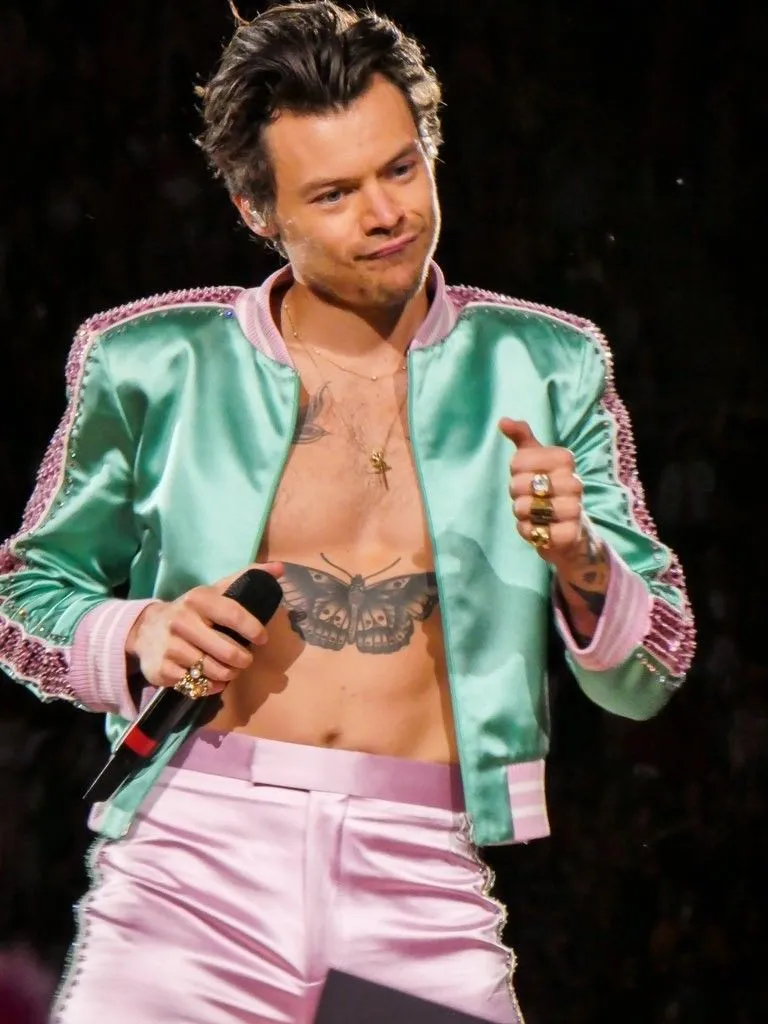 Massive Hint Drops: Harry Styles Could Be Bringing His Next Tour to Australia — Insider Leak Has Fans Losing It