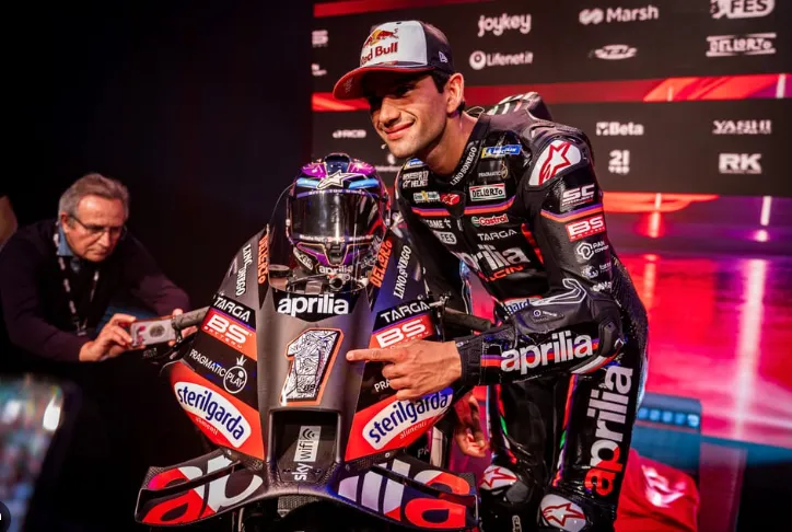 From Track to Hearts: Jorge Martin’s Emotional Connection with Fans