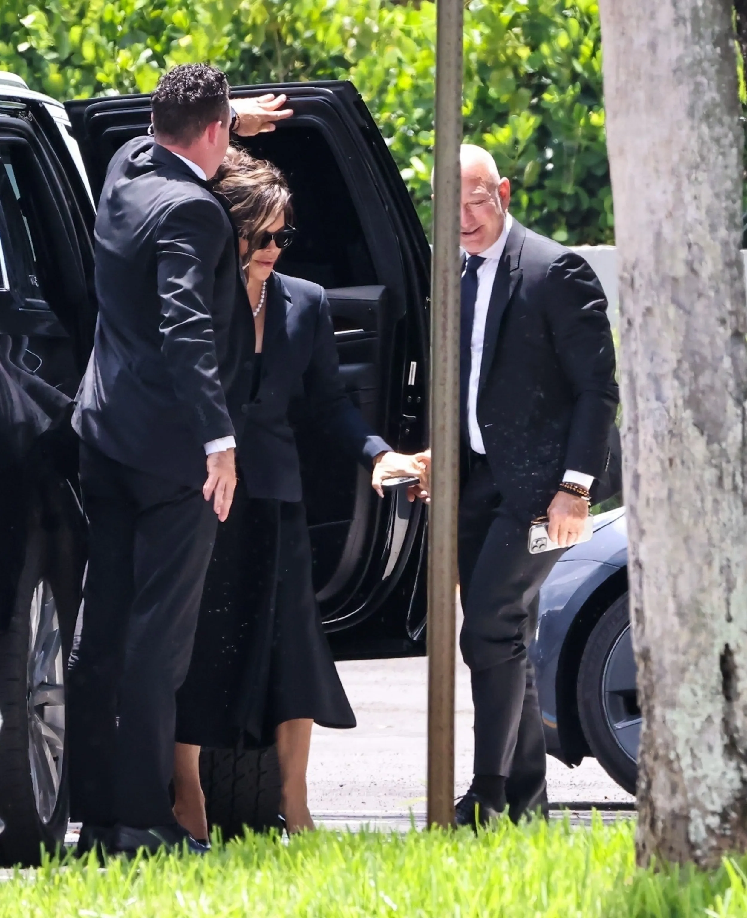 image_68abe23673448 Billionaire Jeff Bezos Seen Comforting Wife During His Mother’s Funeral