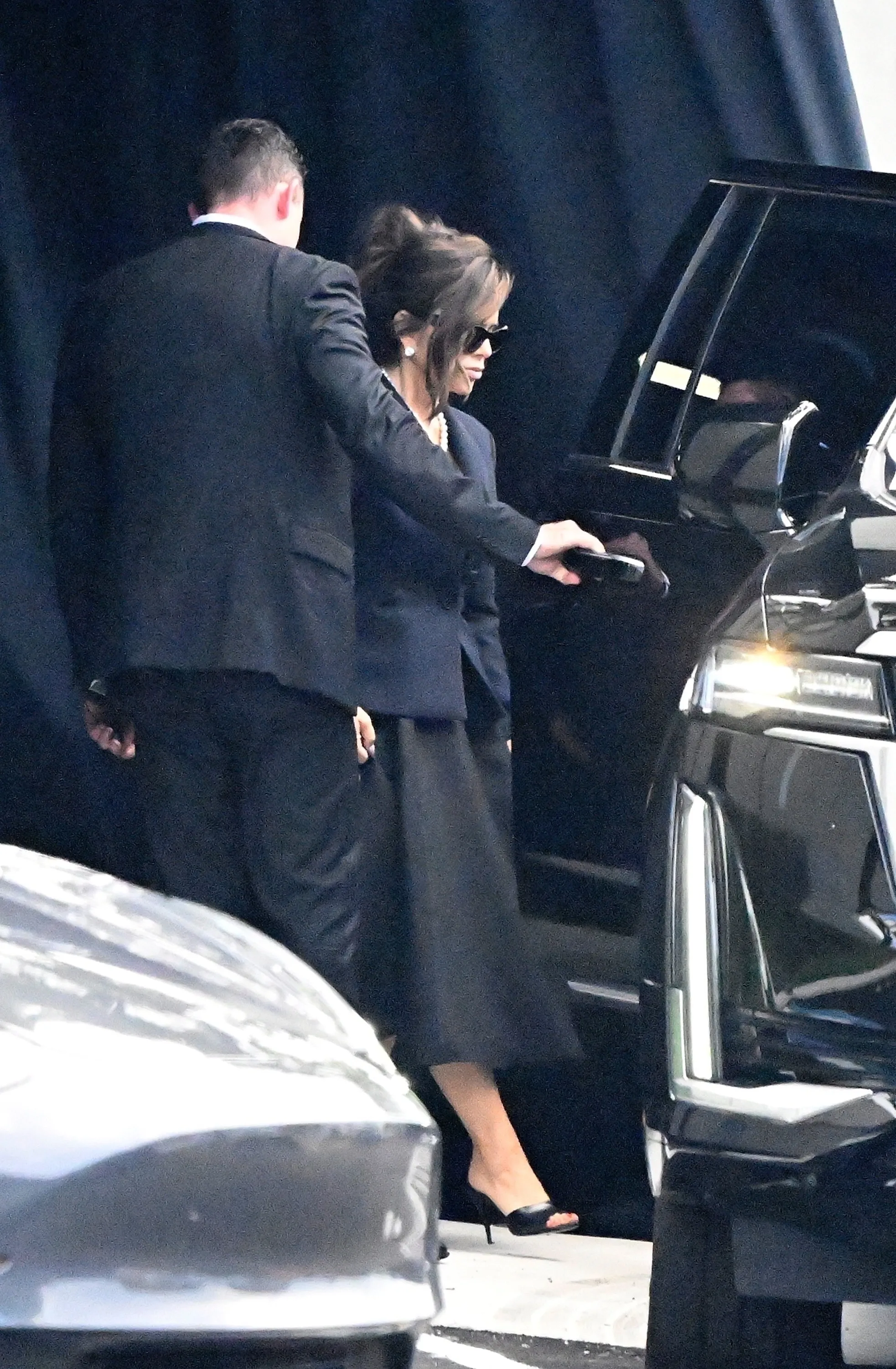 image_68abe23dab0e5 Billionaire Jeff Bezos Seen Comforting Wife During His Mother’s Funeral