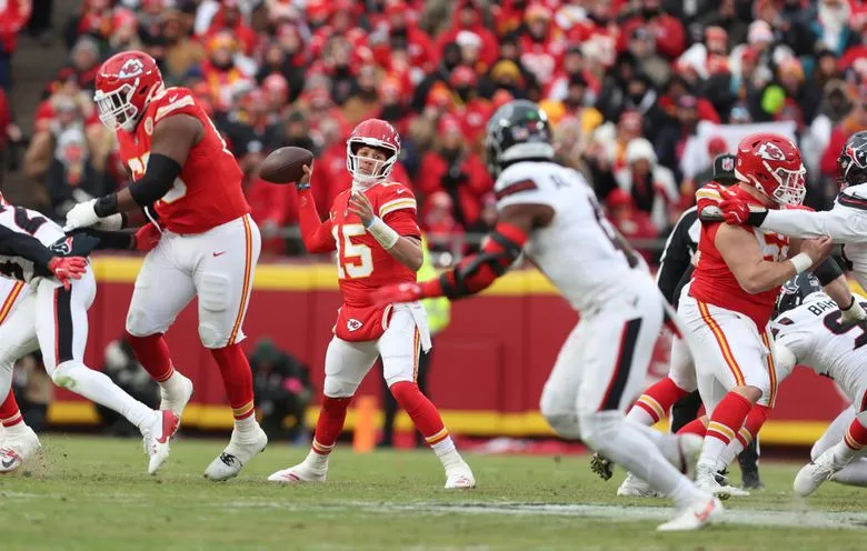 image_68abf9d57c122 Patrick Mahomes Silences Doubters with Jaw-Dropping Performance Against Bears in Preseason Finale