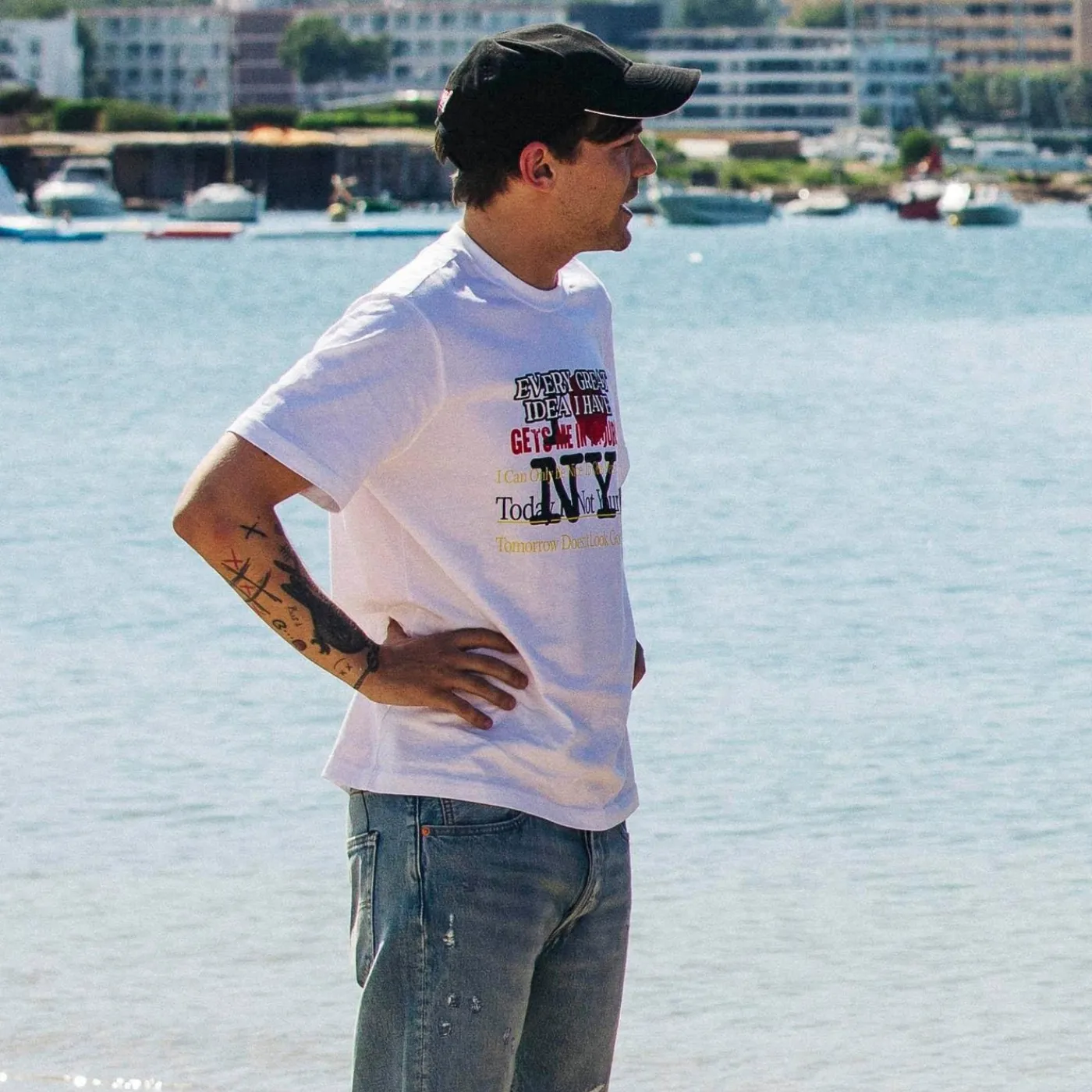 image_68ac9145a5241 Louis Tomlinson Goes Shirtless at the Beach—But THIS Shocking Detail Stole the Spotlight