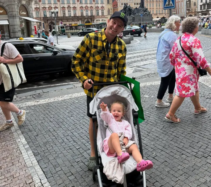 image_68ad13d315bae Jack Miller's Family: Silent Companionship at Every Race