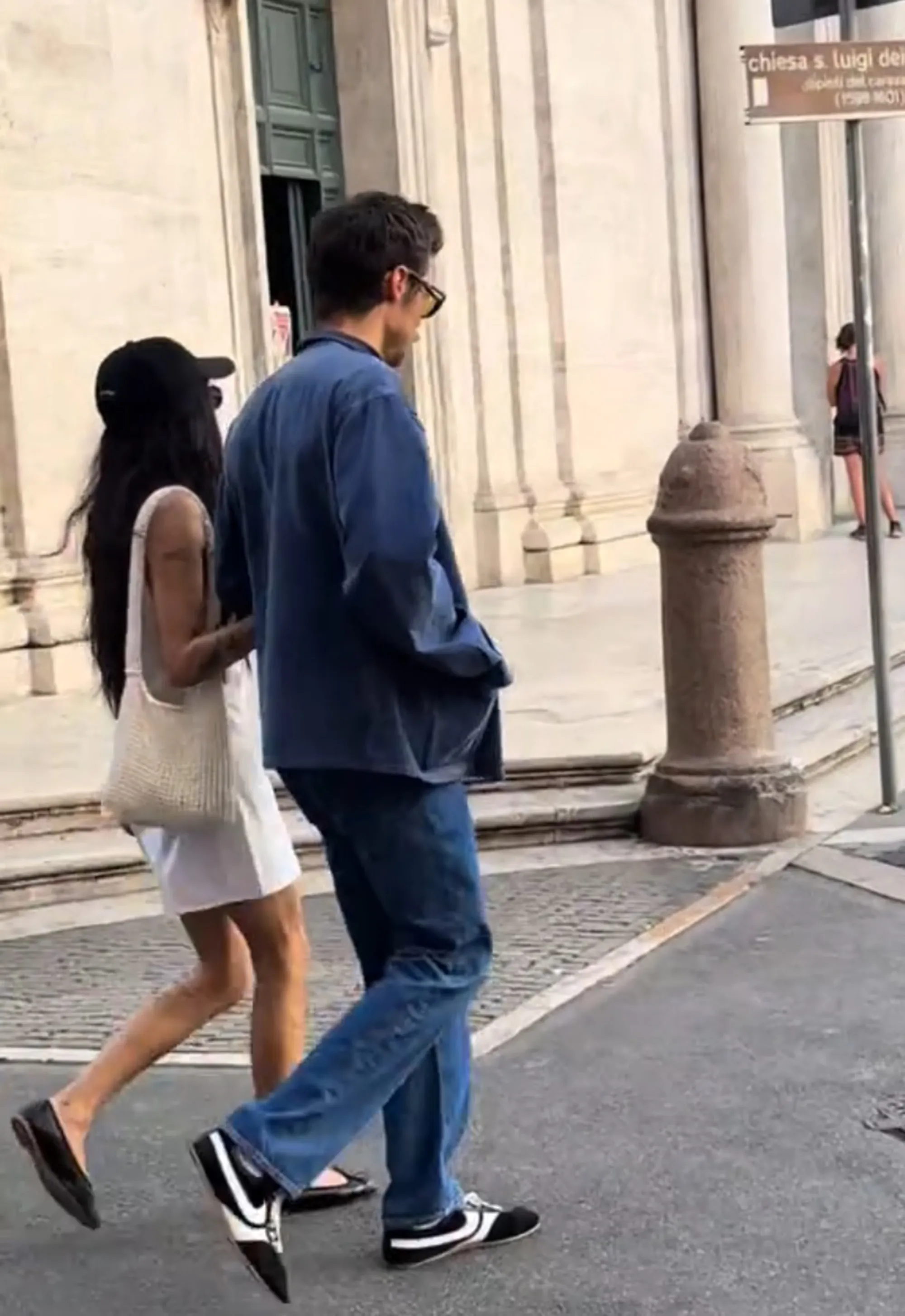 image_68ad1d61648e5 Harry Styles Seen Arm-in-Arm With Zoë Kravitz — But Fans Say Taylor Russell May Have Changed Him Forever