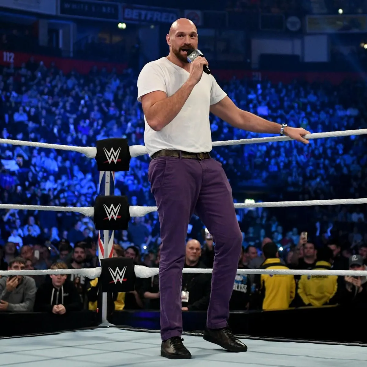 The Gypsy King Reveals His Football Dreams – Then Drops a ‘Bombshell’ Announcing He’s Walking Away from the England Team Forever!