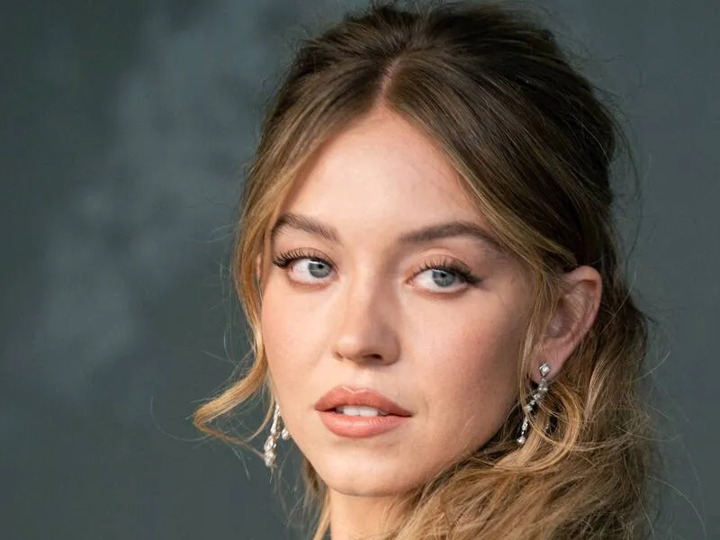 image_68ad1f8d3f463 Sydney Sweeney's $310 Jeans Ad Sends Stocks Skyrocketing — But BofA Says You Should Sell Now for This One Reason