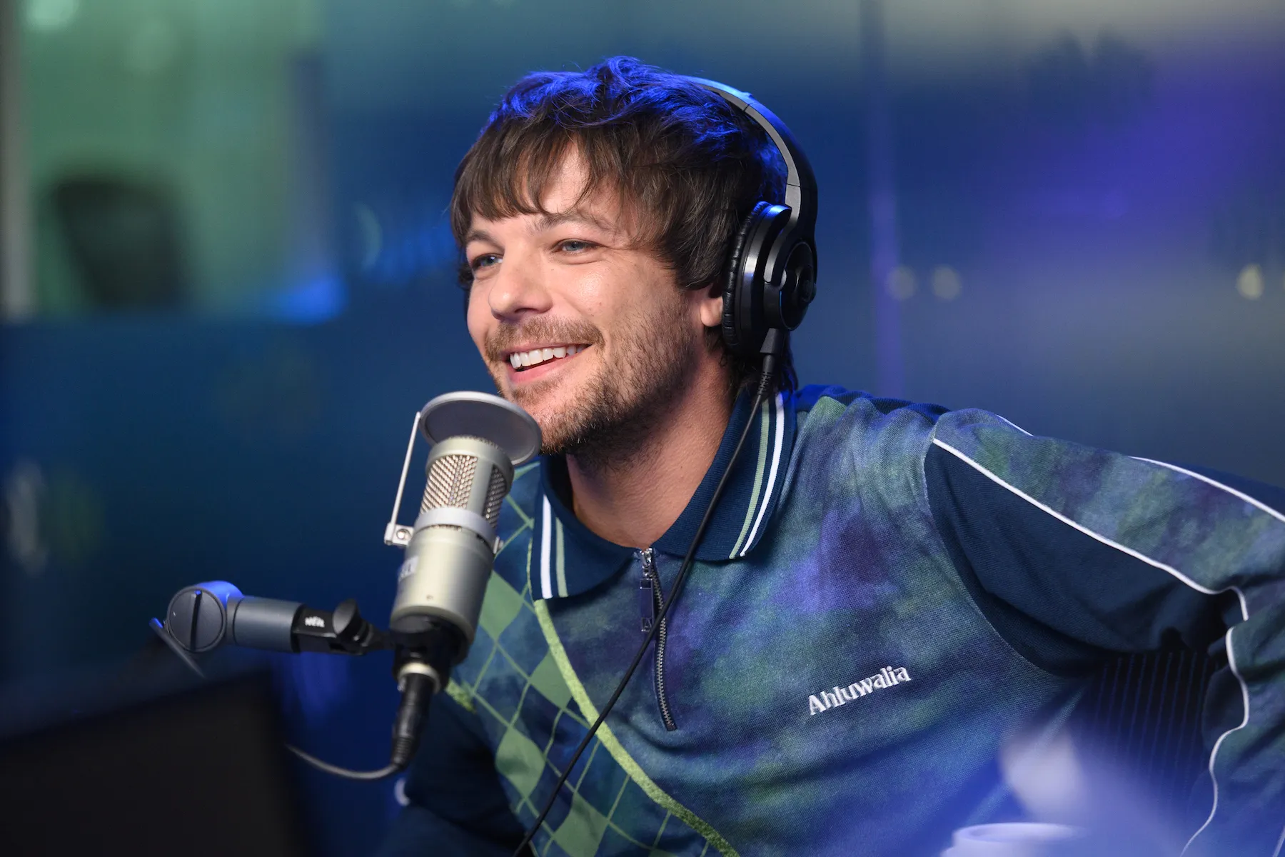 Louis Tomlinson’s Voice Feels Like a Hug You Never Want to End — Fans Say His Magic Is Truly Timeless
