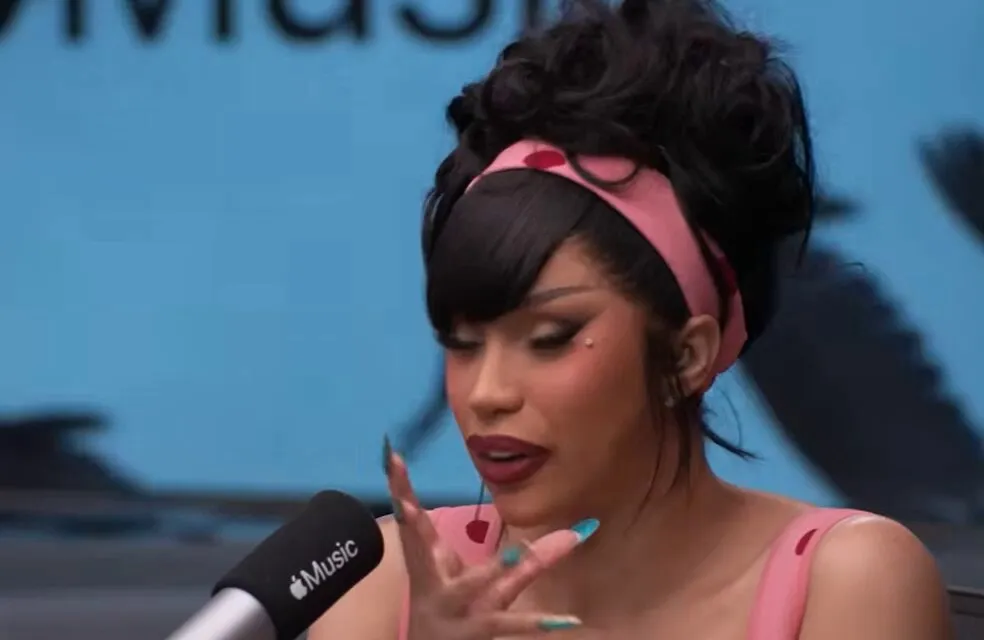 Cardi B Drops Bombshell on Why Female Rappers ‘Can’t Stand’ Her — ‘They’ll Never Match My Level’