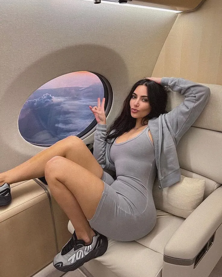 image_68ad3703e2dc1 Wealth Can’t Save Her: Kim Kardashian Slammed Amid Ultra-Luxurious Life