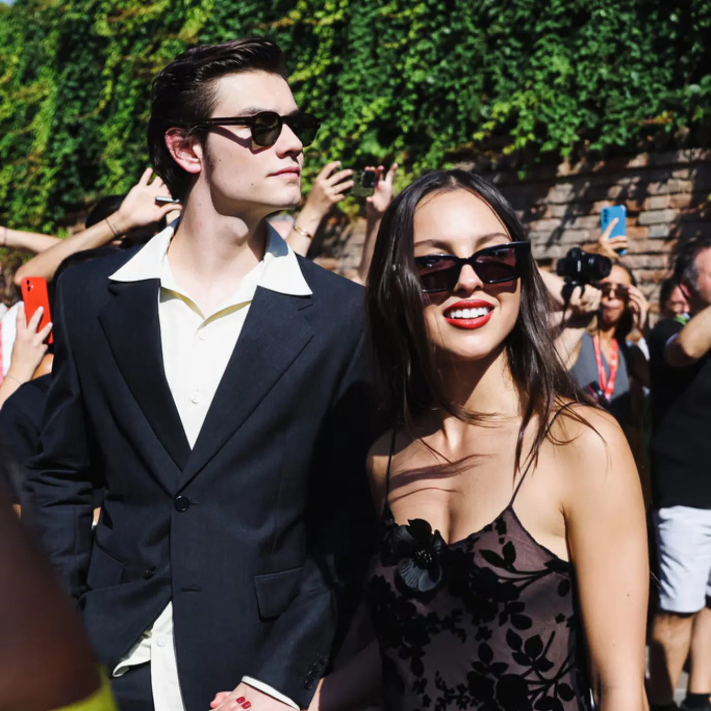 image_68ad3959d9a00 Olivia Rodrigo & Louis Partridge: Secret Engagement? Fans Are Losing It!